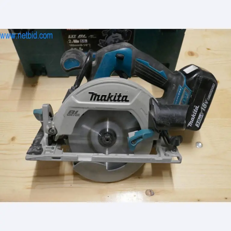 Máquinas en buen estado del sector del diseño de interiores y la construcción-4