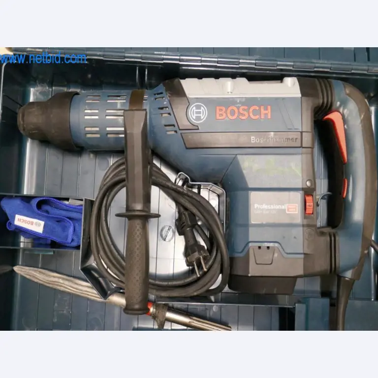 Dobro vzdrževani stroji iz sektorja notranjega oblikovanja in gradbeništva-2