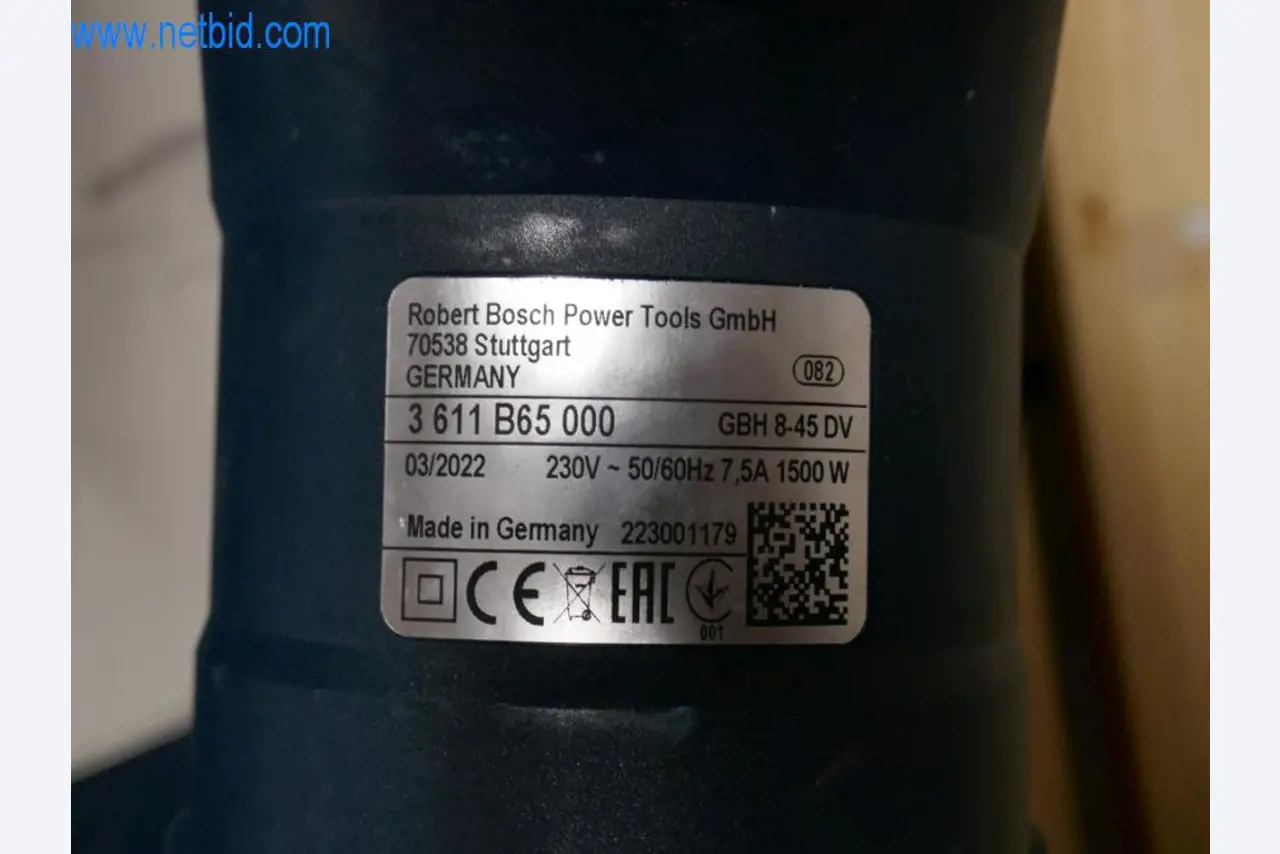 Dobro vzdrževani stroji iz sektorja notranjega oblikovanja in gradbeništva-4