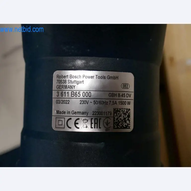 Dobro vzdrževani stroji iz sektorja notranjega oblikovanja in gradbeništva-4