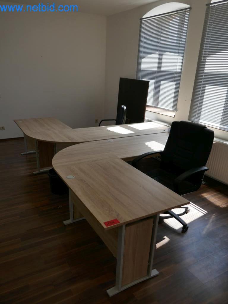 Dobro vzdrževani stroji iz sektorja notranjega oblikovanja in gradbeništva-1