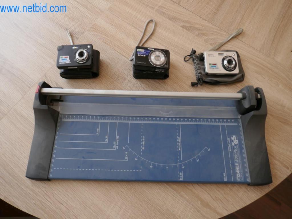 Máquinas en buen estado del sector del diseño de interiores y la construcción-1