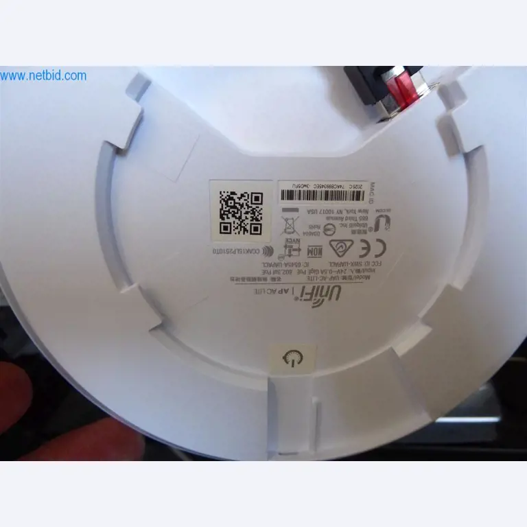 Dobro vzdrževani stroji iz sektorja notranjega oblikovanja in gradbeništva-2