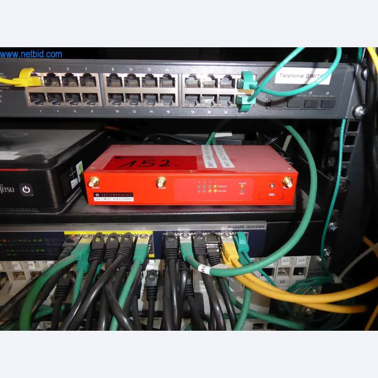 Dobře udržované stroje z oblasti interiérového designu a stavebnictví-1