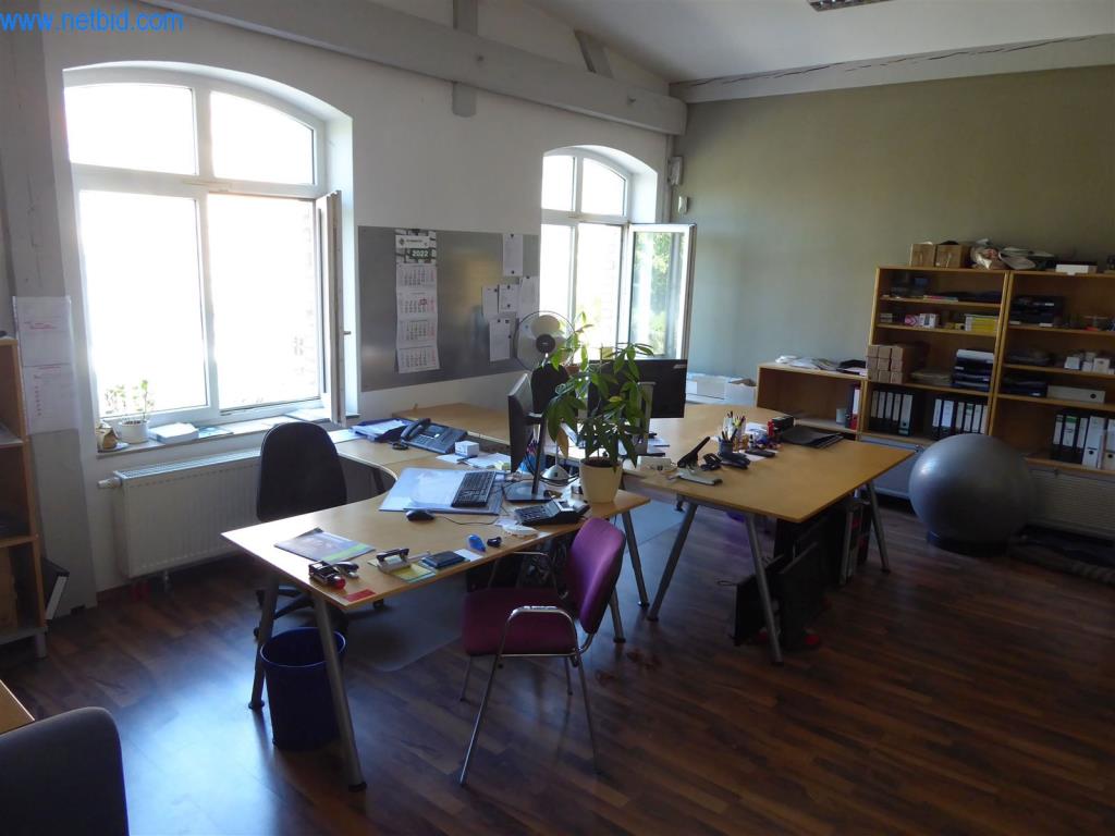 Máquinas en buen estado del sector del diseño de interiores y la construcción-1