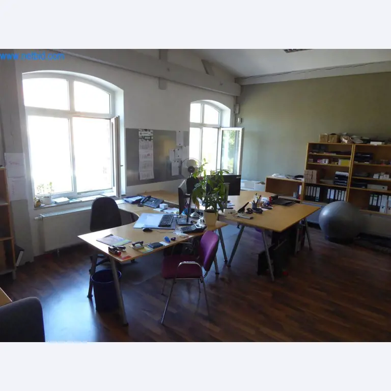 Máquinas bem conservadas do sector da decoração de interiores e da construção-1