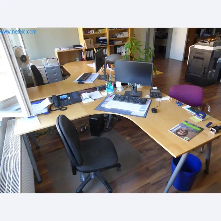 Máquinas bem conservadas do sector da decoração de interiores e da construção-2