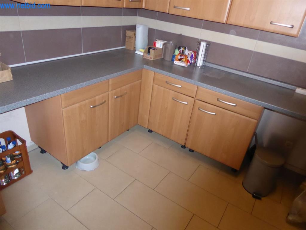 Dobře udržované stroje z oblasti interiérového designu a stavebnictví-7