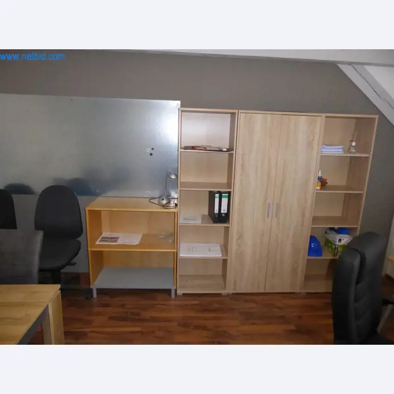 Goed onderhouden machines uit de interieur- en bouwsector-6