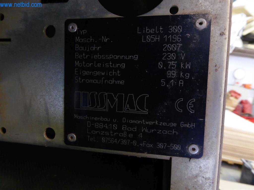 Máquinas en buen estado del sector del diseño de interiores y la construcción-3