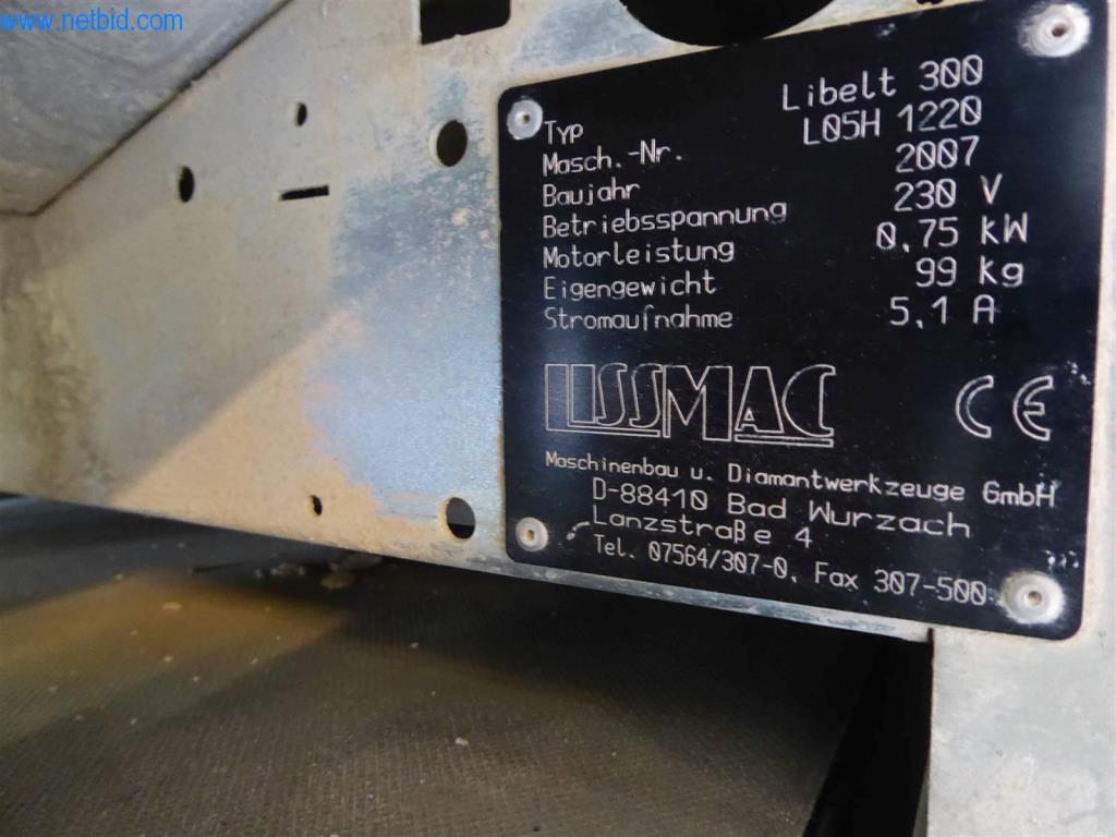 Máquinas bem conservadas do sector da decoração de interiores e da construção-2