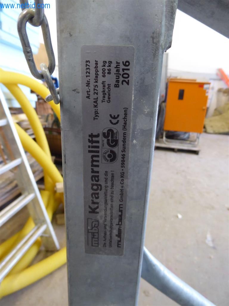 Dobro vzdrževani stroji iz sektorja notranjega oblikovanja in gradbeništva-2