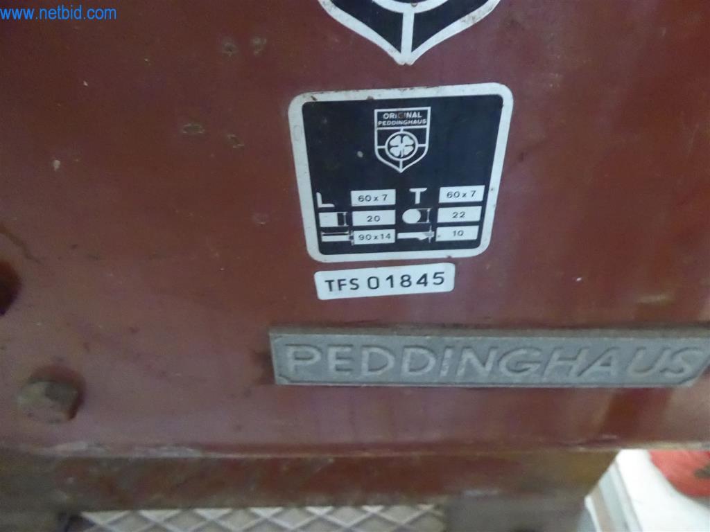 Máquinas en buen estado del sector del diseño de interiores y la construcción-4