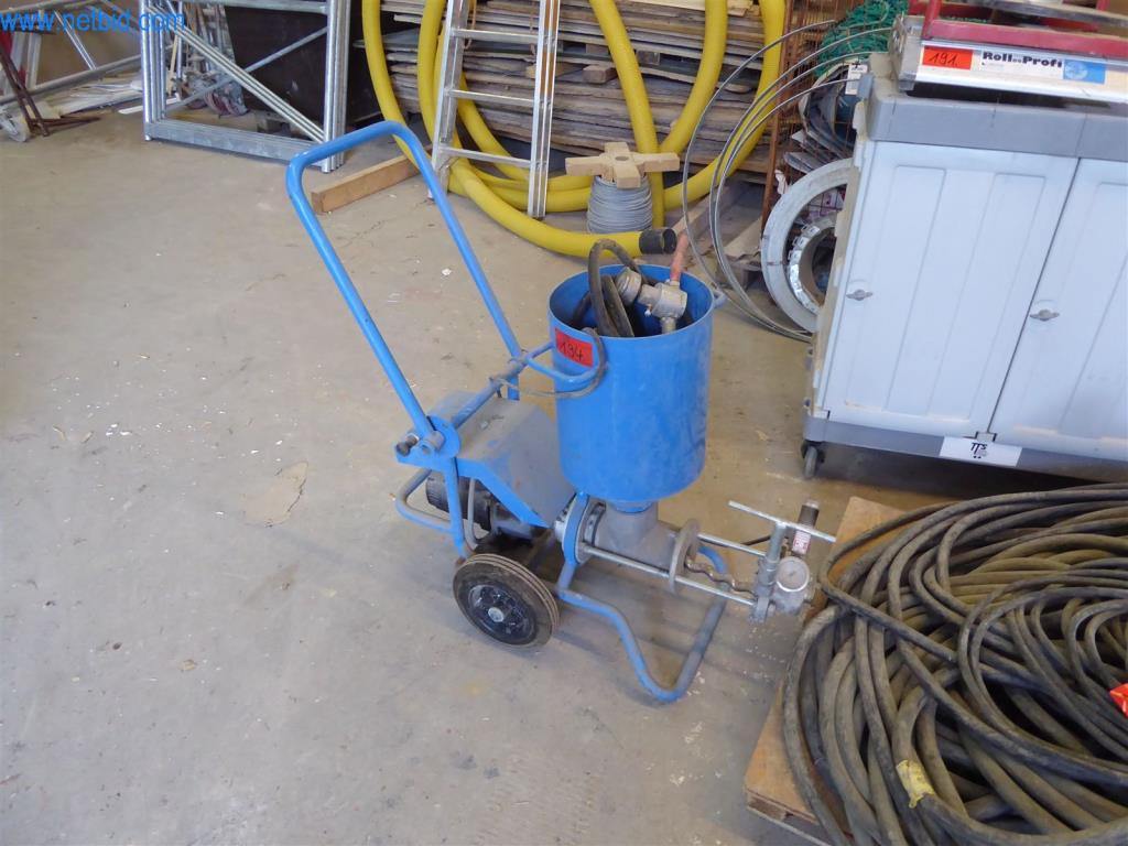 Dobře udržované stroje z oblasti interiérového designu a stavebnictví-1