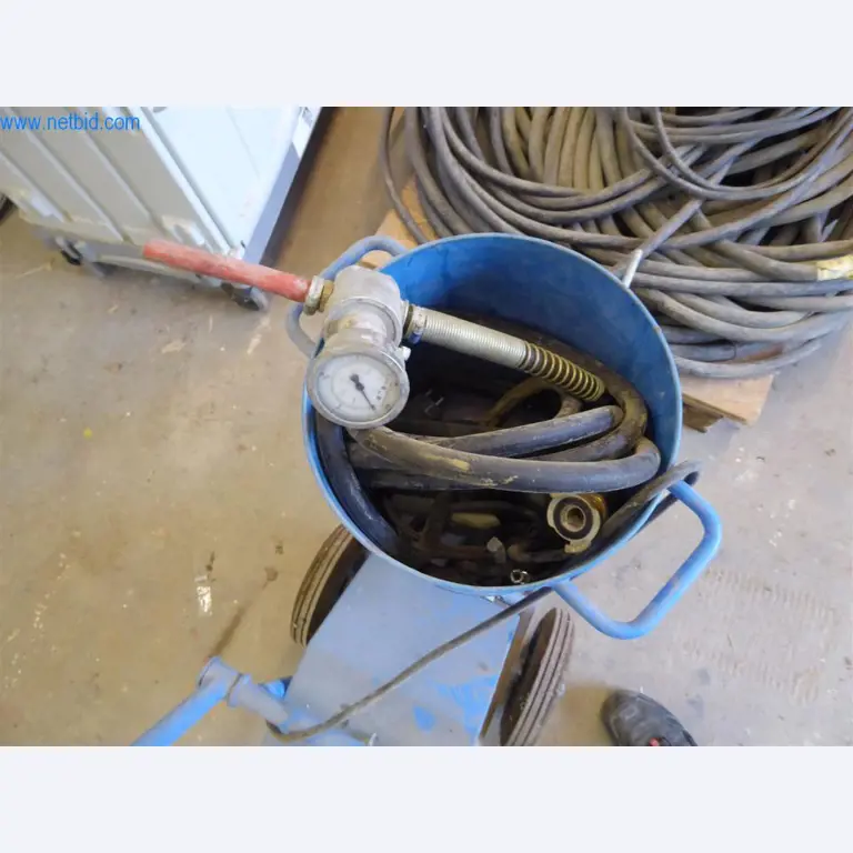 Goed onderhouden machines uit de interieur- en bouwsector-5