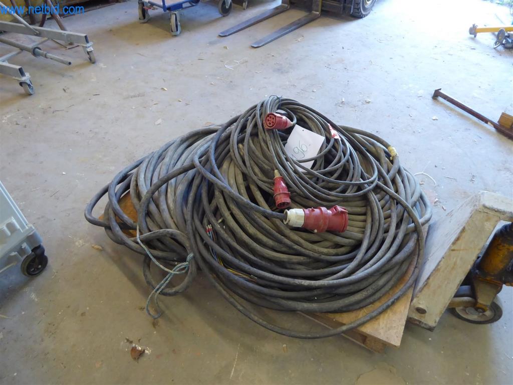 Máquinas en buen estado del sector del diseño de interiores y la construcción-3