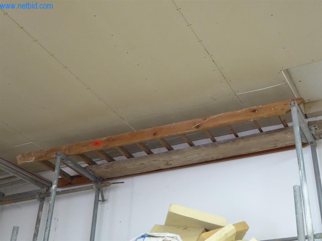 Máquinas en buen estado del sector del diseño de interiores y la construcción-3