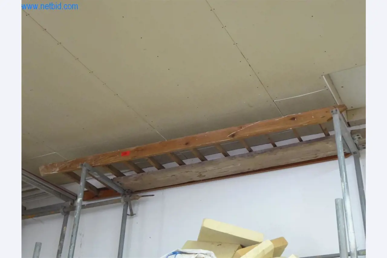 Máquinas en buen estado del sector del diseño de interiores y la construcción-3