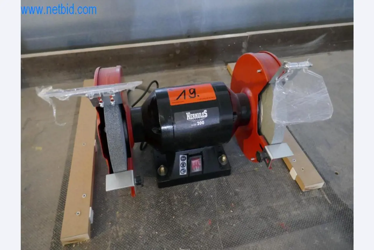 Goed onderhouden machines uit de interieur- en bouwsector-2