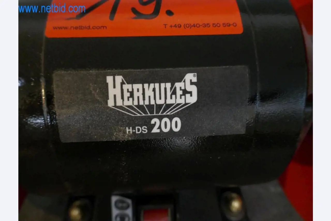 Goed onderhouden machines uit de interieur- en bouwsector-3