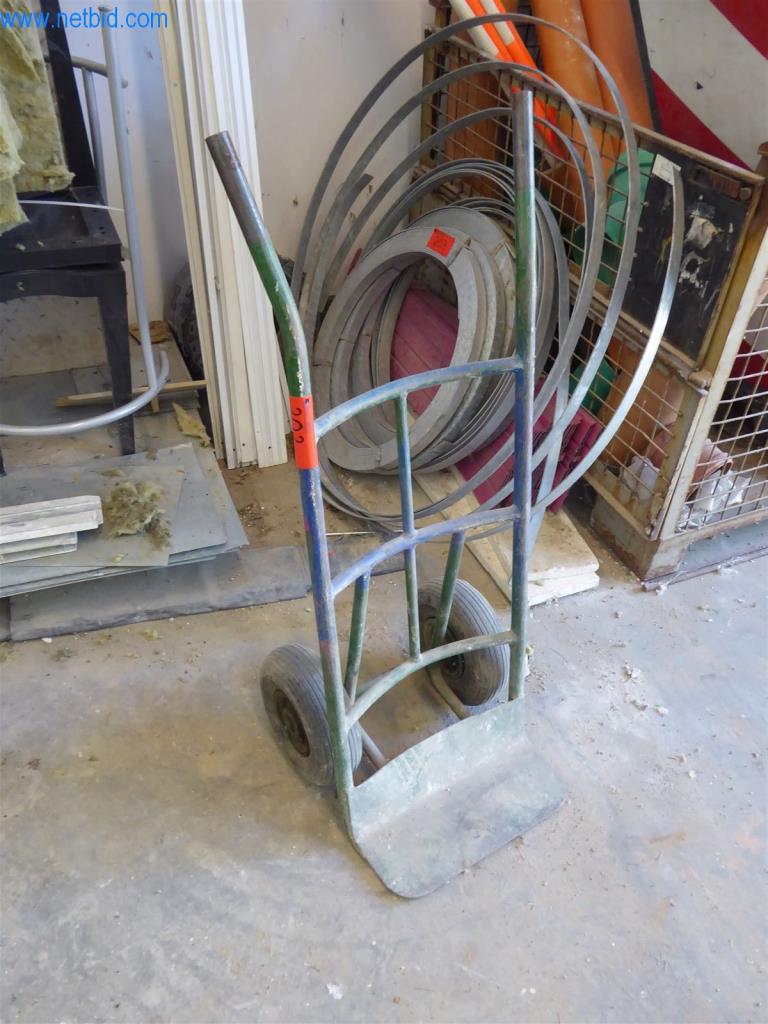 Máquinas en buen estado del sector del diseño de interiores y la construcción-2