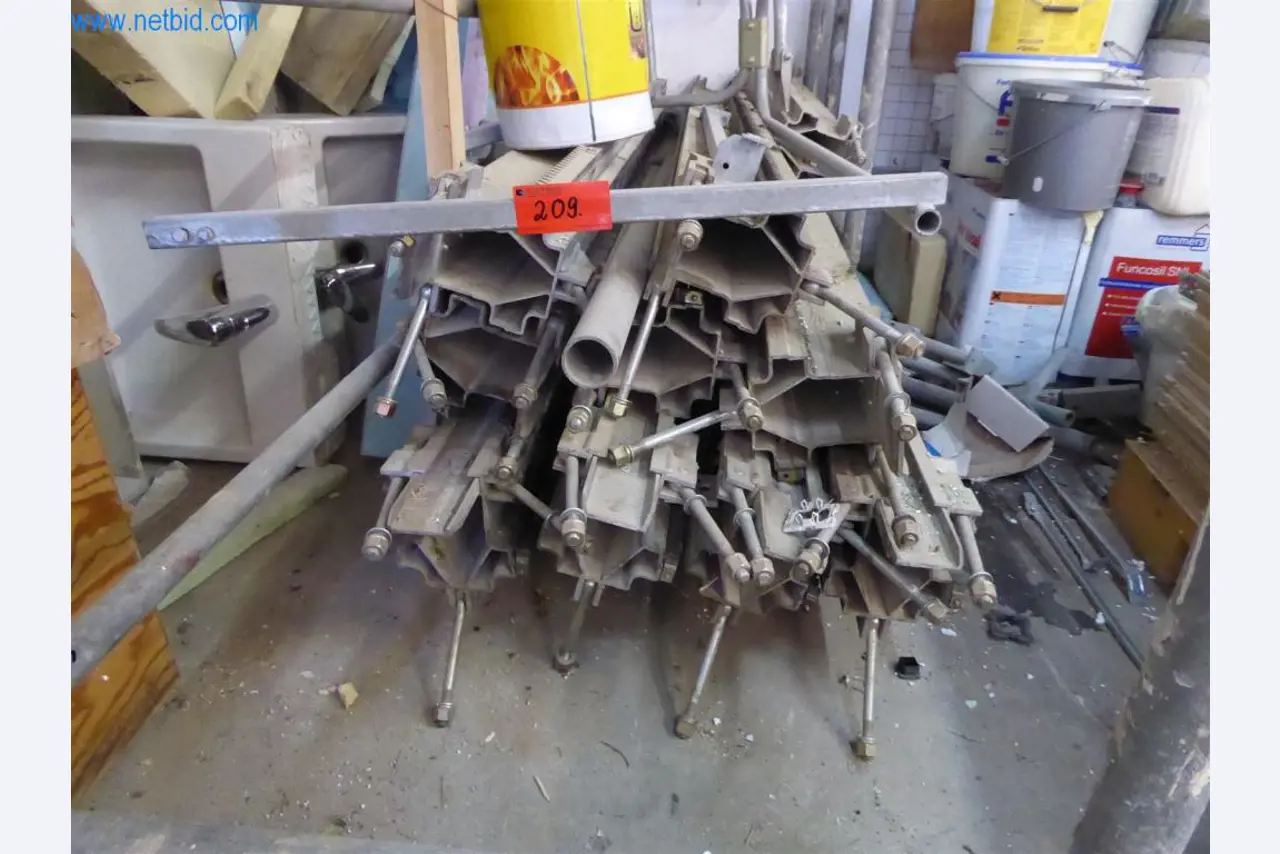 Goed onderhouden machines uit de interieur- en bouwsector-9