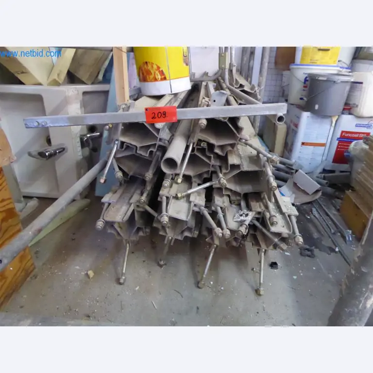 Goed onderhouden machines uit de interieur- en bouwsector-9