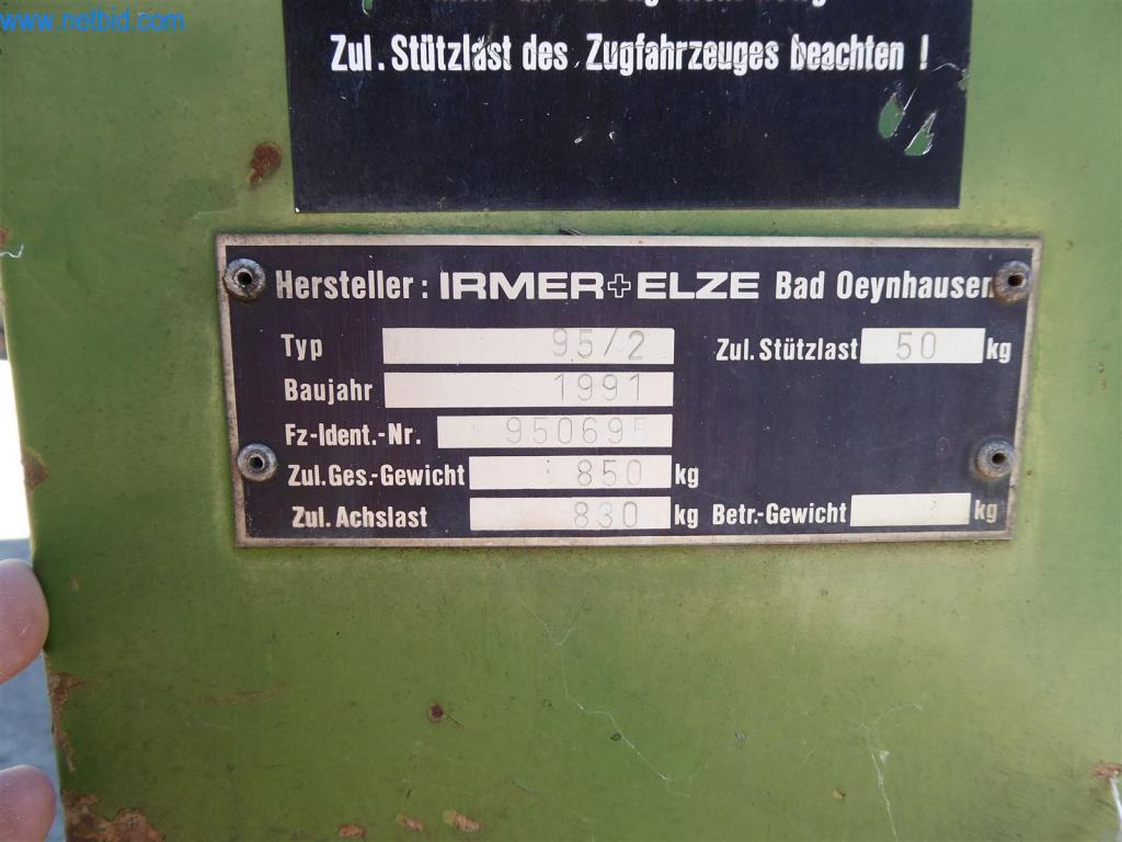 Máquinas bem conservadas do sector da decoração de interiores e da construção-6