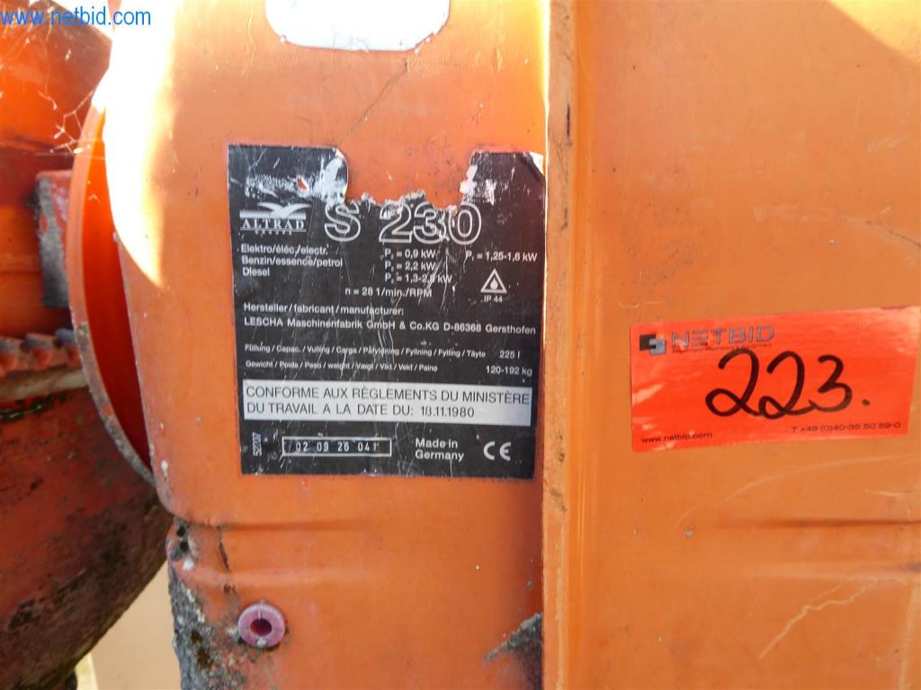 Máquinas en buen estado del sector del diseño de interiores y la construcción-3