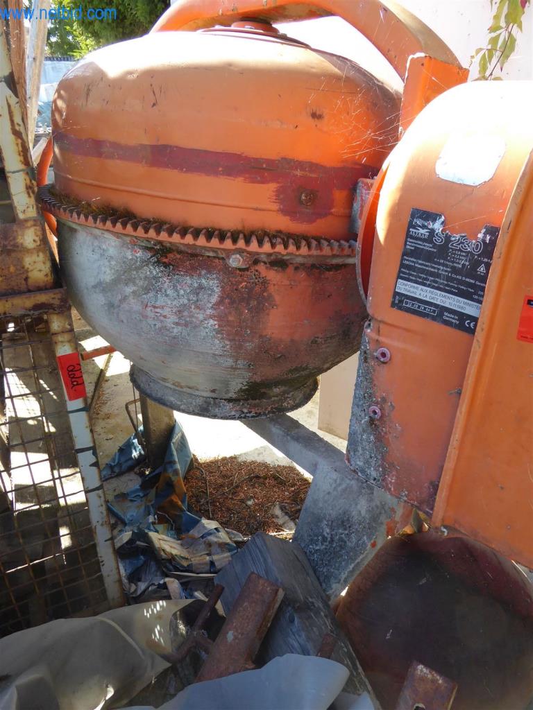 Máquinas en buen estado del sector del diseño de interiores y la construcción-4