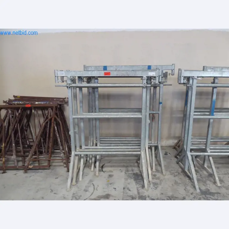 Dobro vzdrževani stroji iz sektorja notranjega oblikovanja in gradbeništva-1