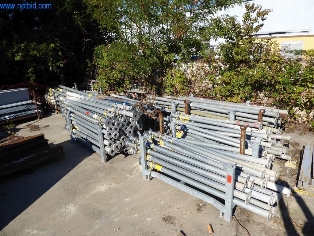 Máquinas bem conservadas do sector da decoração de interiores e da construção-1