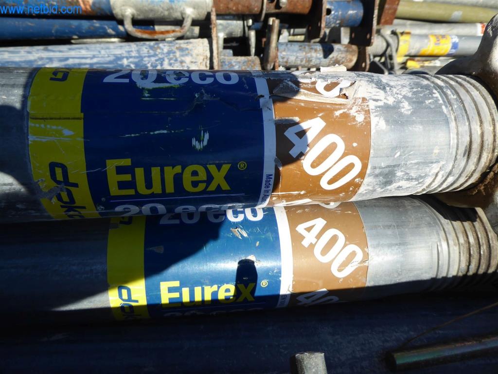 Máquinas bem conservadas do sector da decoração de interiores e da construção-5