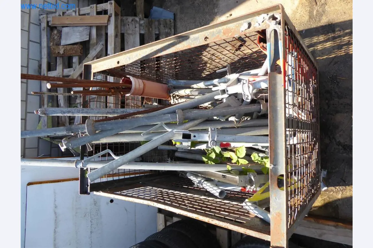 Dobře udržované stroje z oblasti interiérového designu a stavebnictví-2