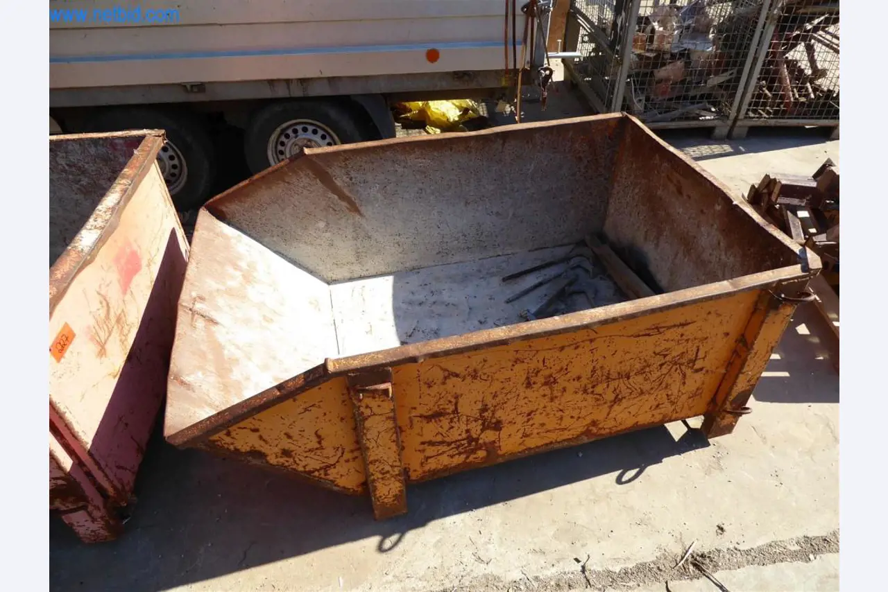 Dobro vzdrževani stroji iz sektorja notranjega oblikovanja in gradbeništva-3