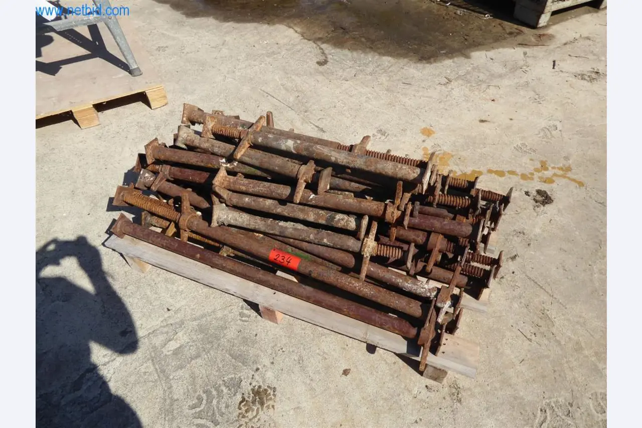 Dobře udržované stroje z oblasti interiérového designu a stavebnictví-1