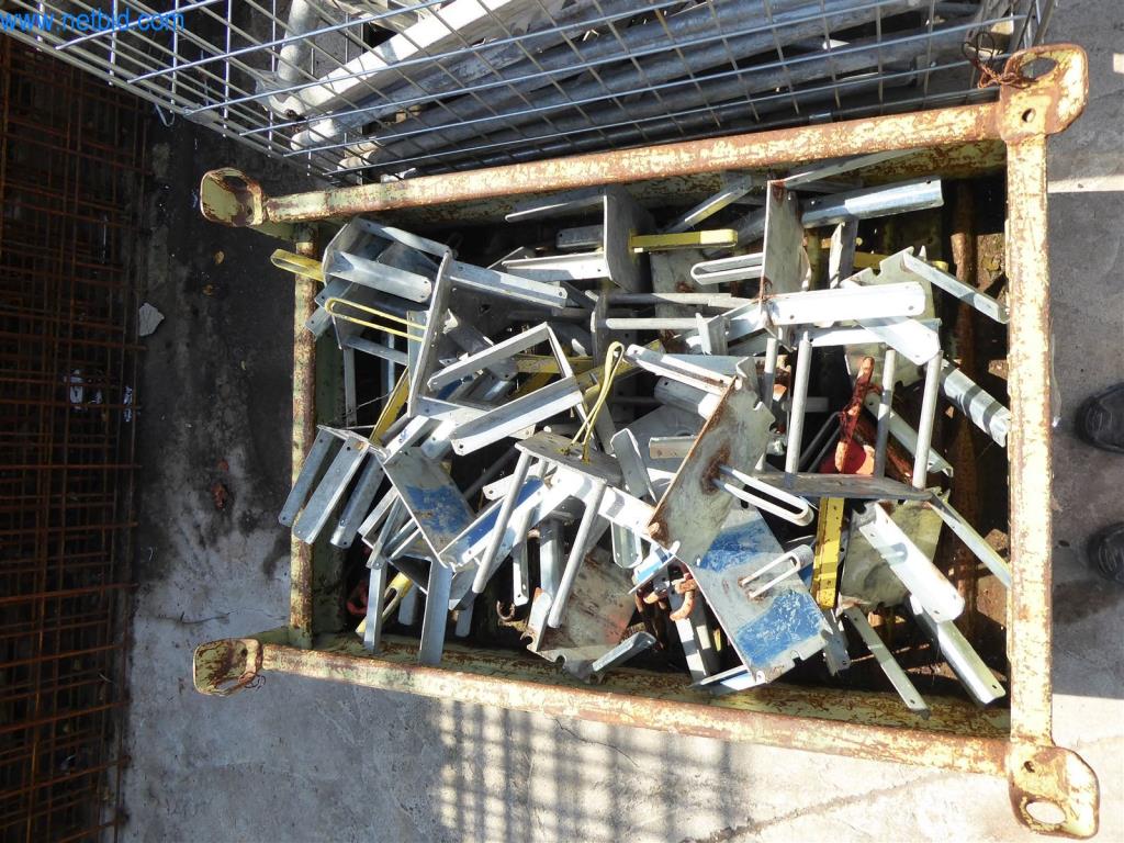 Máquinas en buen estado del sector del diseño de interiores y la construcción-3