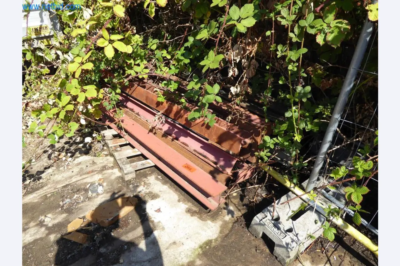 Máquinas en buen estado del sector del diseño de interiores y la construcción-1