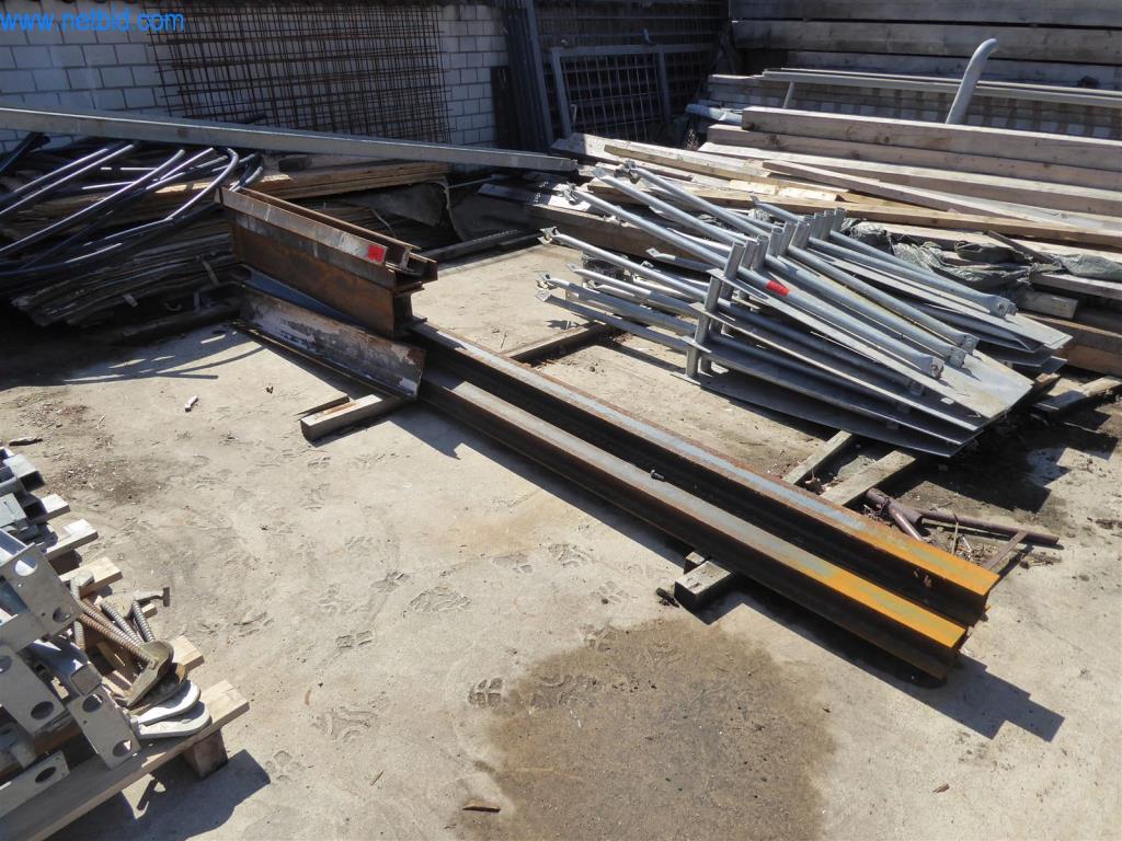 Máquinas bem conservadas do sector da decoração de interiores e da construção-5