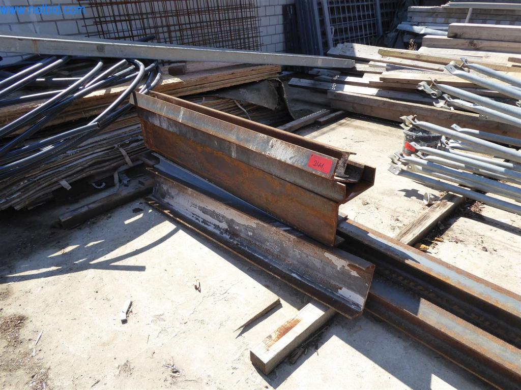 Máquinas bem conservadas do sector da decoração de interiores e da construção-6