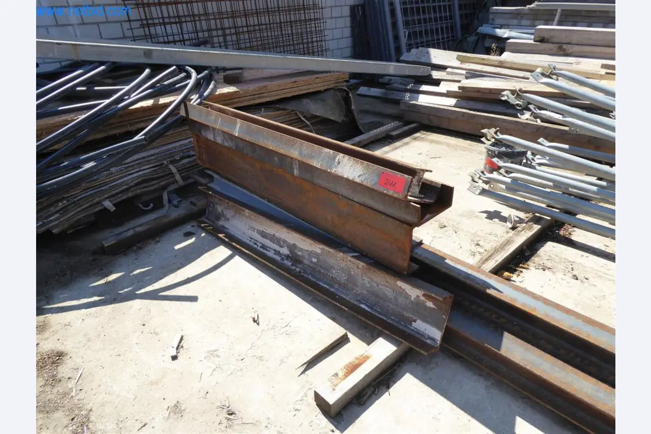 Máquinas en buen estado del sector del diseño de interiores y la construcción-6