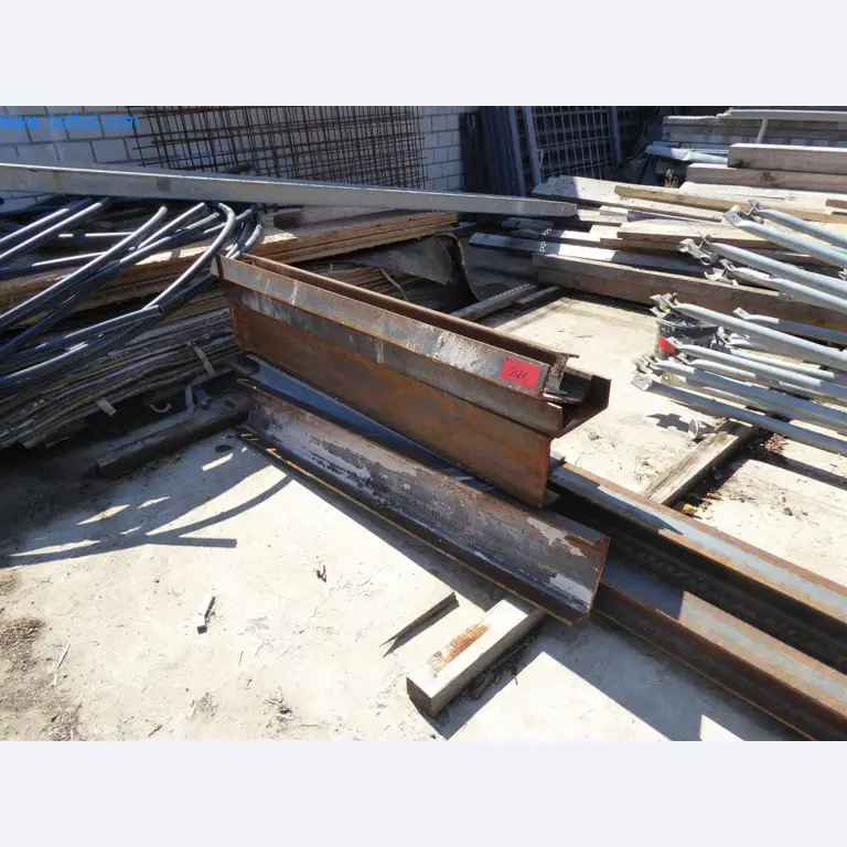 Máquinas en buen estado del sector del diseño de interiores y la construcción-6