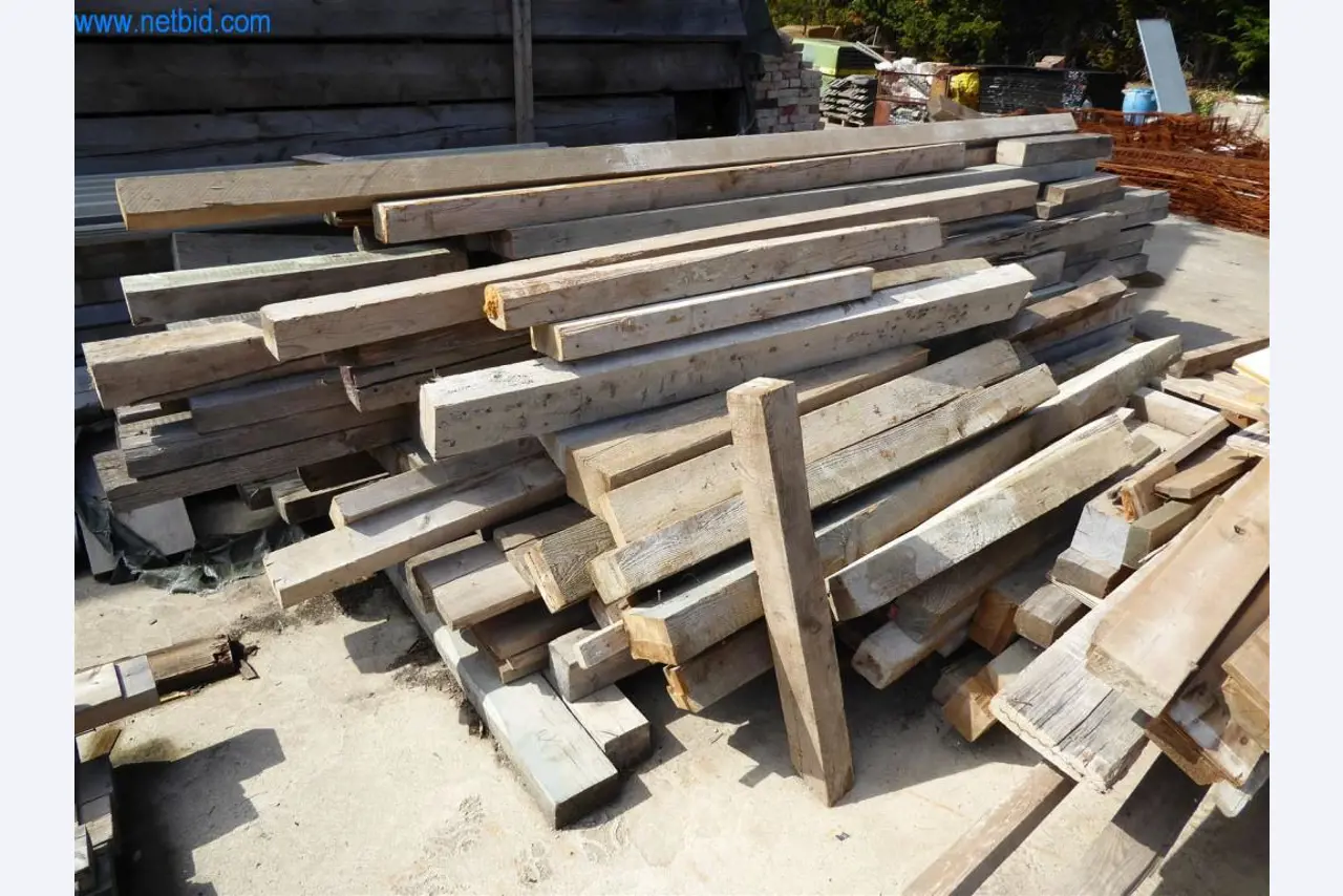 Máquinas en buen estado del sector del diseño de interiores y la construcción-3