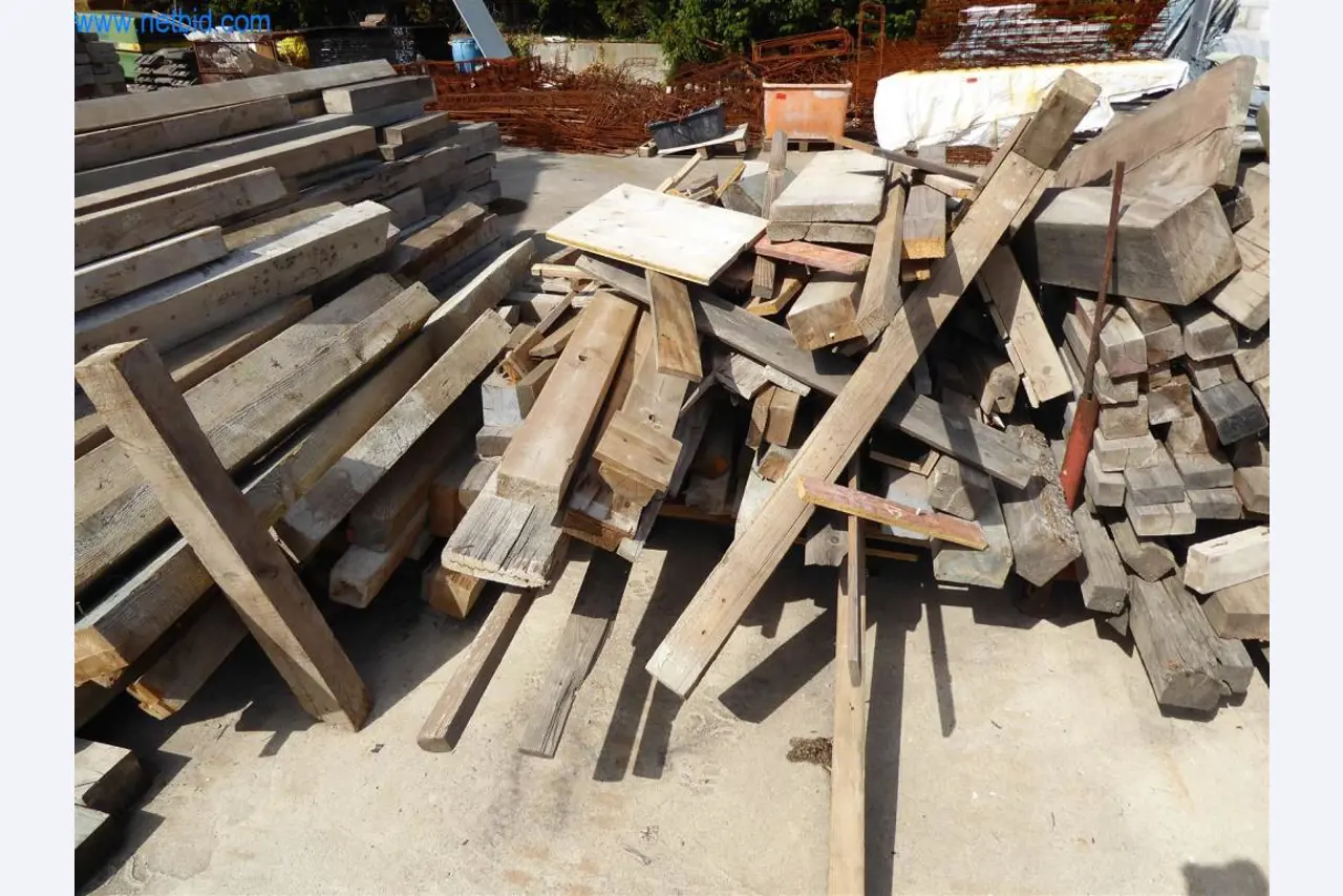 Máquinas en buen estado del sector del diseño de interiores y la construcción-4