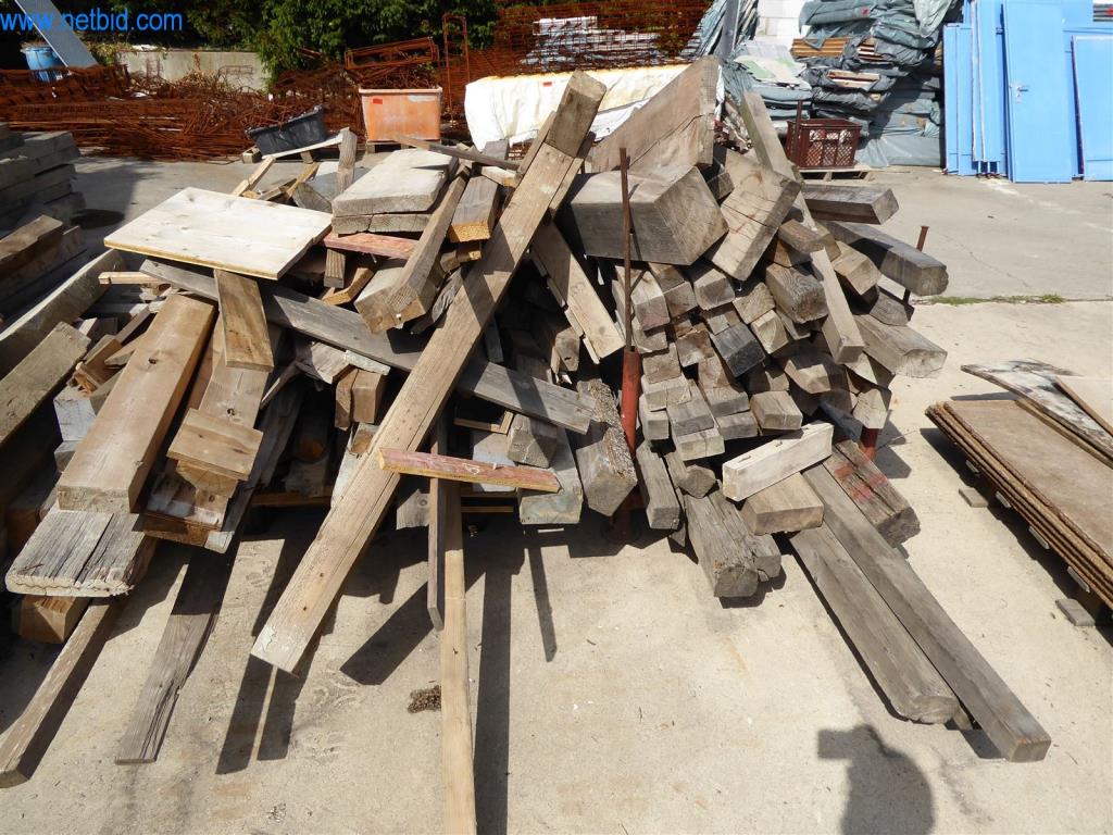 Máquinas en buen estado del sector del diseño de interiores y la construcción-5