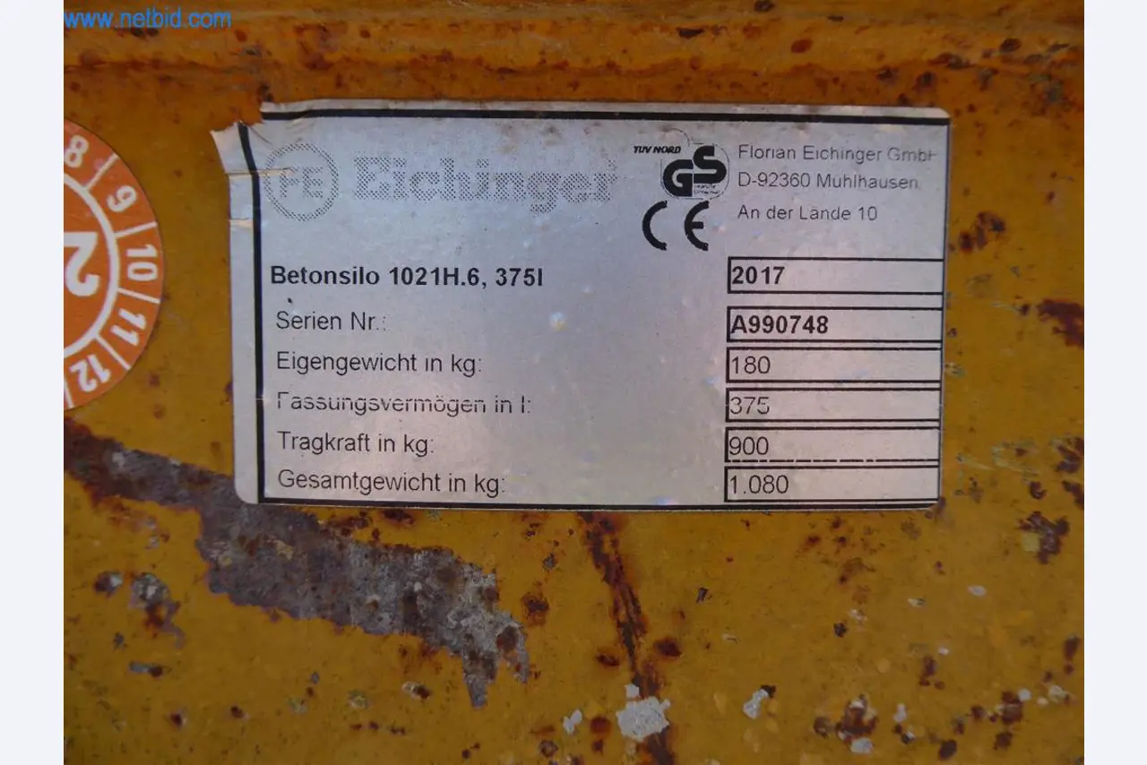 Dobro vzdrževani stroji iz sektorja notranjega oblikovanja in gradbeništva-3