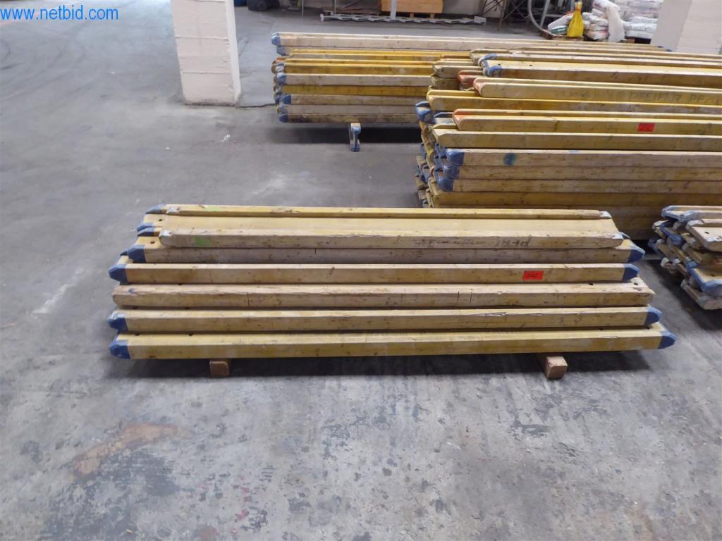 Máquinas bem conservadas do sector da decoração de interiores e da construção-3