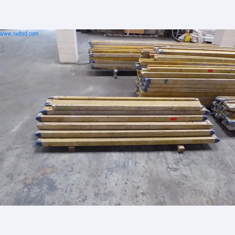 Well-maintained machines from the interior finishing and building trades sector-3