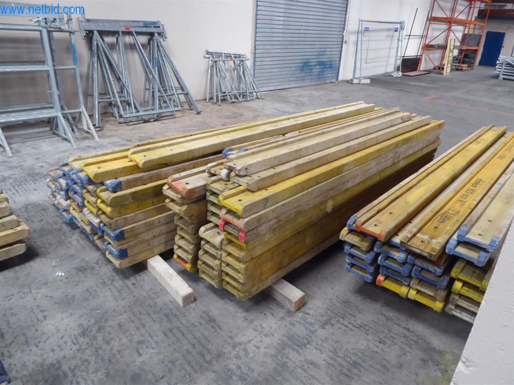 Máquinas bem conservadas do sector da decoração de interiores e da construção-8