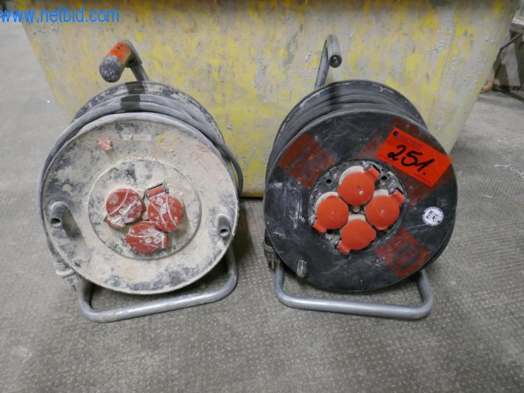 Máquinas en buen estado del sector del diseño de interiores y la construcción-5